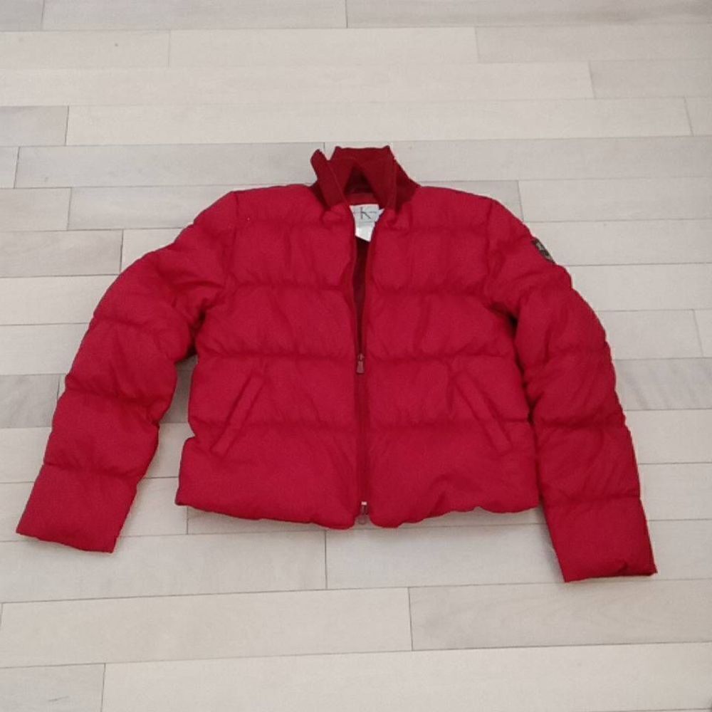 Calvin Klein Women's Down Ribbed Neck Puffer Jacket Red Medium